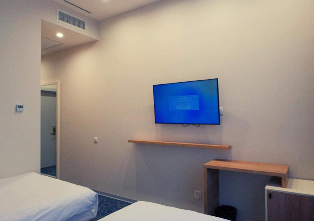 Add Hotel Almaty Exterior foto
